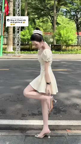 Trả lời @0 17t lấy dáng ngắn cho hợp tuổi em uii