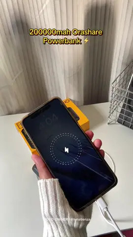 Original 20000mah powerbank from Orashare with long battery life!⚡️🔋 #orasharepowerbank #20000mahpowerbank #10000mahpowerbank #powerbank #orashare #longbatterylife 