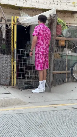 Hot spanish remodeló una casa de una seguidora #fyp #hotspanish #remodelacion #longvideo #viral 