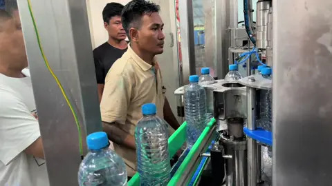 #18186 Fully Automatic Plastic Bottle  Water Filling Machine #plasticking👑 #plastickingmachinery #fyppppppppppppppppppppppp #fypage 