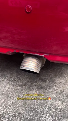 Gusto mo ng tunog sports car pero ayaw gumastos ng malaki? Try mo tong Lmtless Turned Down Muffler! Angas ng tunog—sobrang aggressive, kala mo naka Ferrari, kulay lang pala! 😂 Kung gusto mo ng maingay at galit na tunog, ito na ‘yan. Pero kung chill at bassy gusto mo, try mo naman yung Lmtless Chambered Muffler. Ready ka na bang mapa-barangay ng kapitbahay? HAHAHAHA 😎 Bilis, nauubos agad ‘to sa shop! #cars #fyp #carsoftiktok #civic #honda 