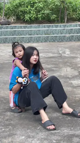 ညီမလေးနဲ့နမ်းနေလိုက်🫰🏽❤️#keim #🤣🤣🤣 #သၢဝ်တႆး🇱🇹 #ไทยใหญ่🇱🇹 #fpy 