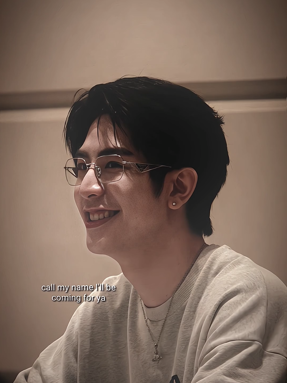 kek gini cermin aja seneng klo dia ngaca, seindah itu😭😭✨️ #sea_ta_lay #seatalay #seadechchart 