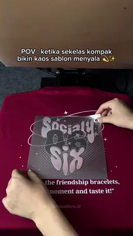 😬 pesen kaos aesthetic sablon menyala bareng temen sekelas yuk, desain bisa request suka suka!💫 . 📌 pesan langsung klik link di bio 🇮🇩 BISA KIRIM KE KOTA MANAPUN ✈️ . #kaossablon #kaoskelas #bikinkaos #kaosmenyala #kaosreflektif 