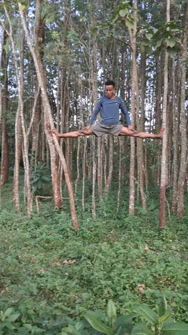 #creatorsearchinsights #gymnastics #sports @Danay Calisther✅ ዳናይ @dawa boss6 @mensur @arebu(ጋሽ ቀጭኑ) @Di Obsinaan @Esam 💕ኢሳም💕 @Henok wendmu 