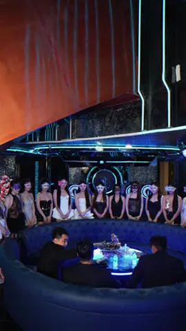 Massage Long Cung - 龙宫 - Dragon Place #nhacduonglau #longcung #dragonplace #masagebody #龙宫 #小龙宫海鲜 #massagesaigon