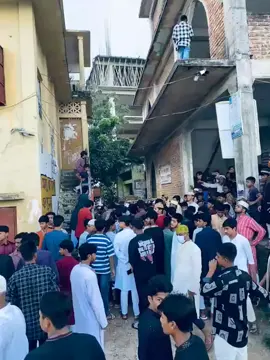 এখন আর কেউ ১১ঃ৩০ এ মেসেজ দিয়ে বলবেনা যে হাই স্কুলের সামনে আয় টেলিগ্রাফার সামনে দাঁড়ায় রইছি তাড়াতাড়ি আয় 💔#foryourpage #viraltiktok #foryoupage #viral #tiktok 