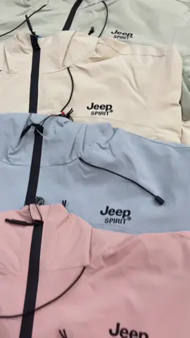 Review mấy em áo gió 2 lớp của nhà Jeep . Bên ngoài màu đẹp hơn nha #xuhuong #aokhoac #jeep 