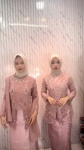 dibungkus beb mumpung lagi promo🤭😍#kebayawisuda #kebayakondangan #kebayamodern #kebayamodern 