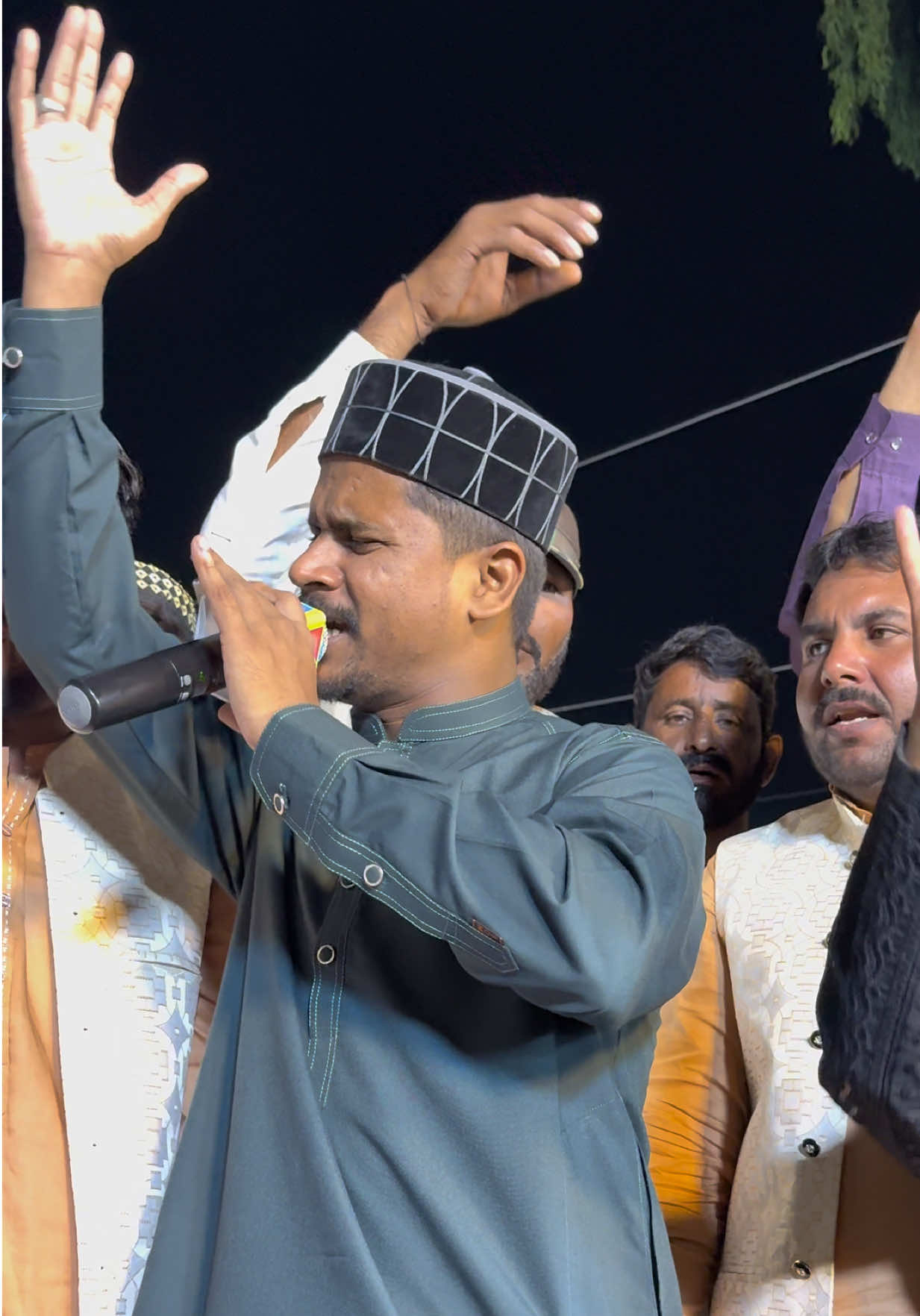 منم غلام حضرت شاہ نجف #AliRaza99 #AR99 #azamqadri630❤ #uchizatalidehaai🖤 #haiderhaiderhaiderforyoupage 