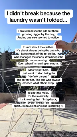 #defaultparent #motherhood #parenthood #fyp #laundry 