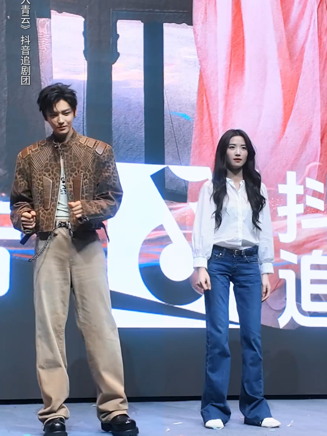 😍#youkuofficial #LoveinTheClouds #NeoHou #LuYuxiao #cdrama #cdramafyp #cdramaedit #chinesedrama #movie #xyzbca #foryourpage #fyp
