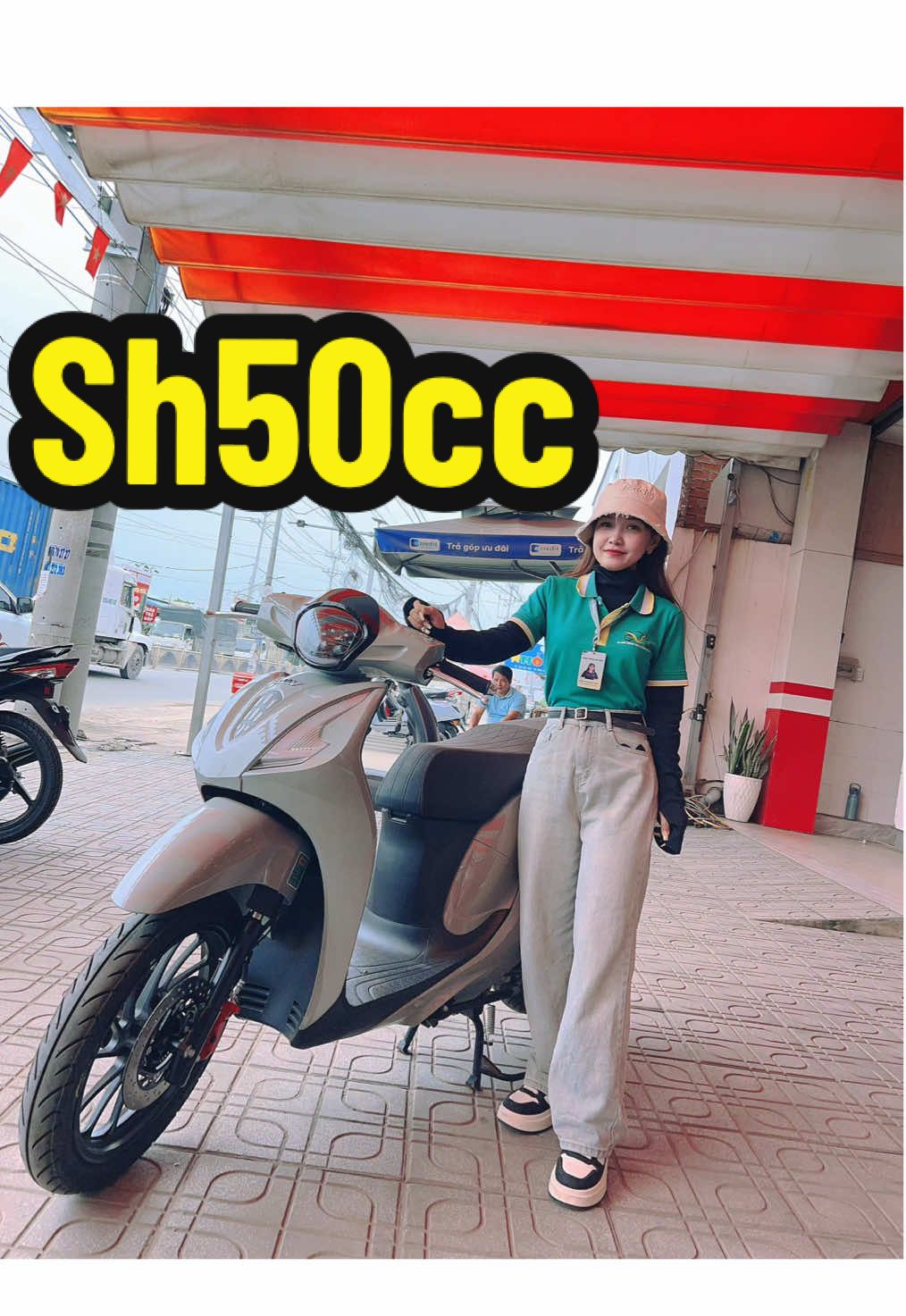 Lên cho cả nhà mẫu SH 50cc nhà em, quá là đẹp 😍. Đi học, đi làm, đi chơi đều cân tuốt nha#fyp #duchoalongan62 #sh50cc #allysh #xemaytrungducphat 