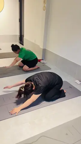 Tập yoga mà cái nhạc phải cỡ này 🤣🤣🤣 #yogaquan3 #yoga #xuhuong #yogahcm 
