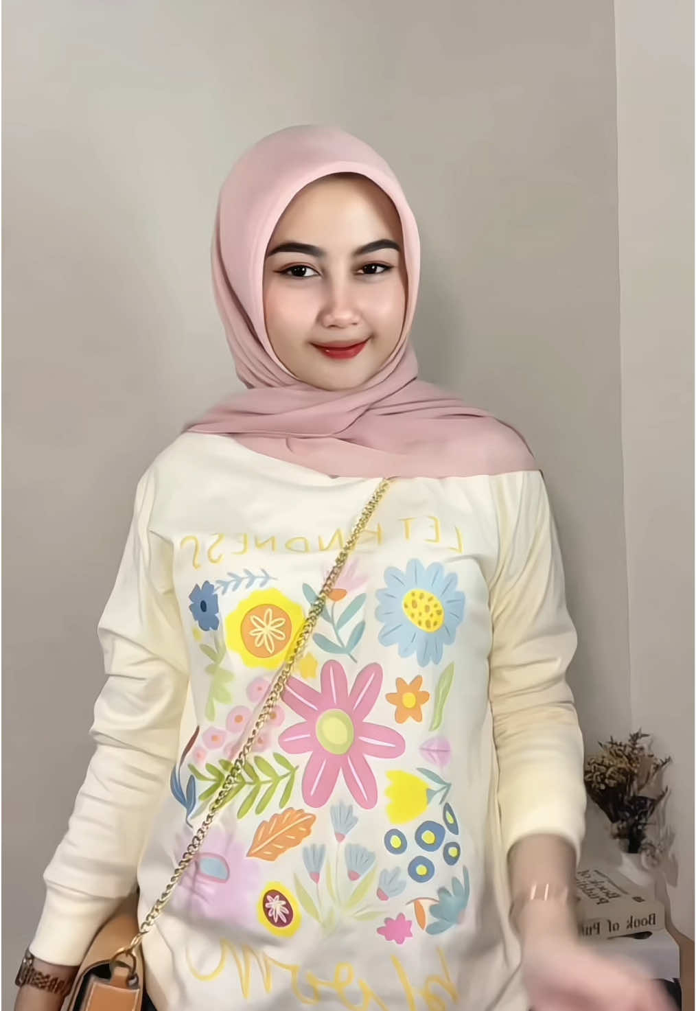 lucu bgt kaosnya🎀 #kaos #affiliatemarketing #oufitideas #fypage 