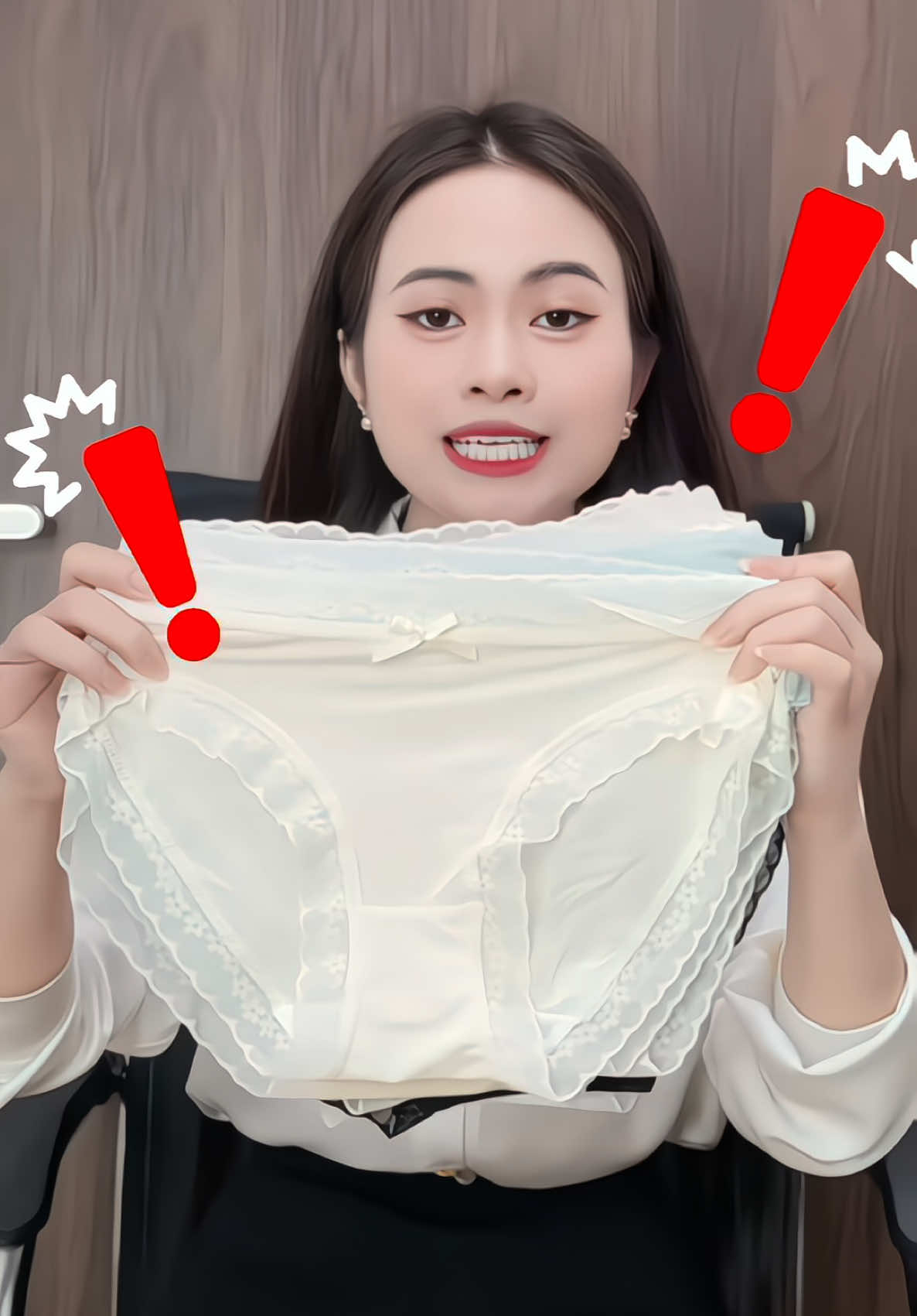 Thay quần chip thui mất chế oi