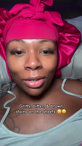 I just wanna know did she come up immediately after noticing the grit or did she continue 😩 ##menshygiene
