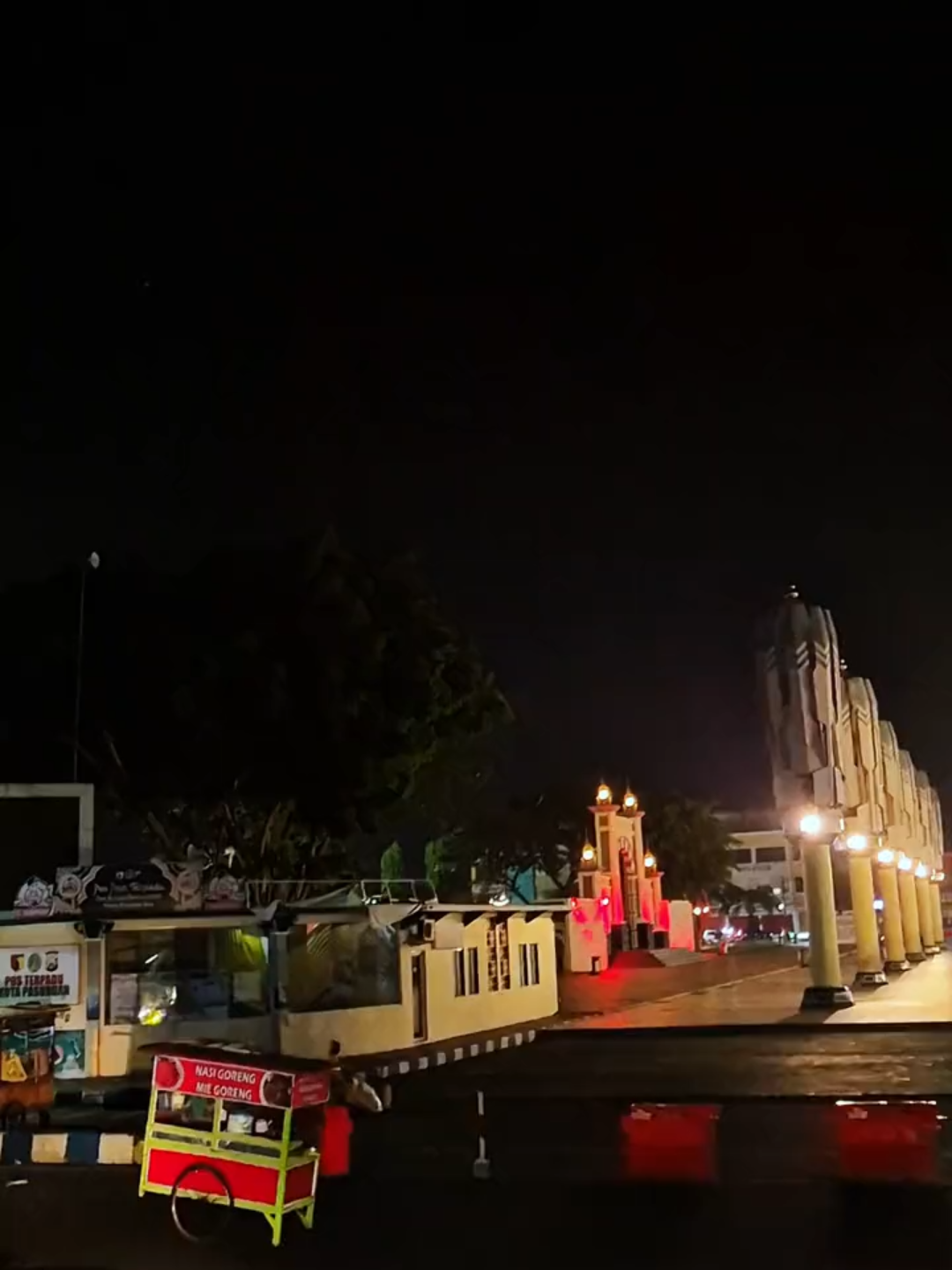 Alun alun pasuruan Dengan mode malamnya✨#alunalunpasuruan#pasuruan24jam #fouryoupage #fypツ