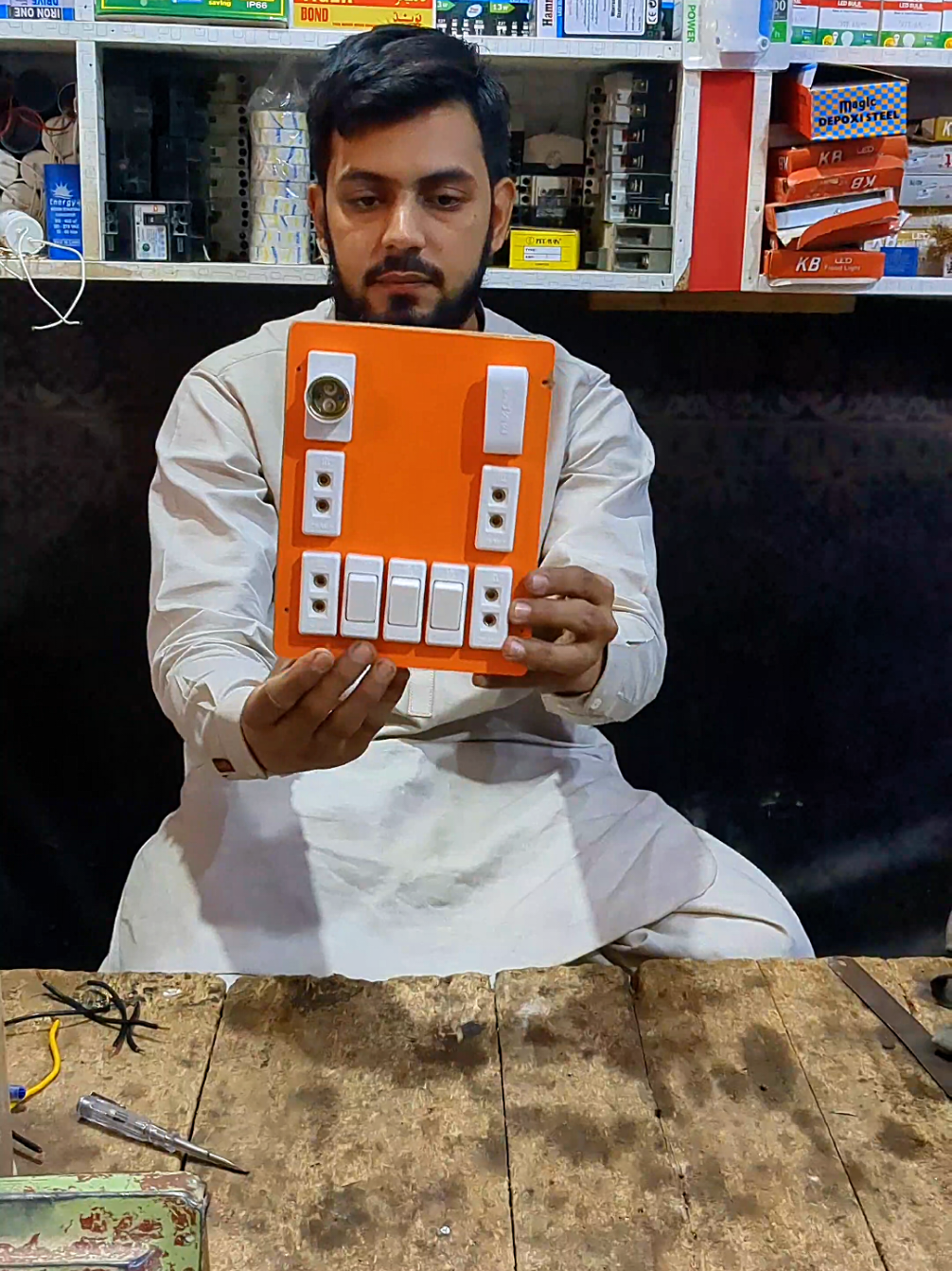 #boardwaring #kami_urf_kamran #electrician #motivate @TikTok @جاوید الیکٹرک سٹور ہجن ❣️ 