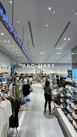 ABC-MART is finally here in the Philippines 👟🇵🇭 📍High Street, Bonifacio Global City (BGC), Taguig City, Metro Manila #fyp #foryou #abcmart #mystyle #mygrandstage 