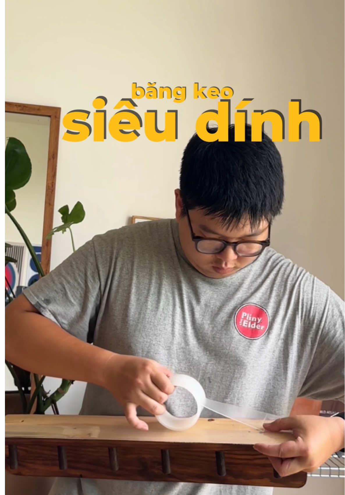 Băng dính hai mặt sợi thuỷ tinh này đã giúp mình sắp xếp dọn dẹp căn phòng trở nên ngăn nắp #bangdinhnano2mat #bangdinh2mat #bangkeo2mat #bangkeohaimat #taphoahoatoc 