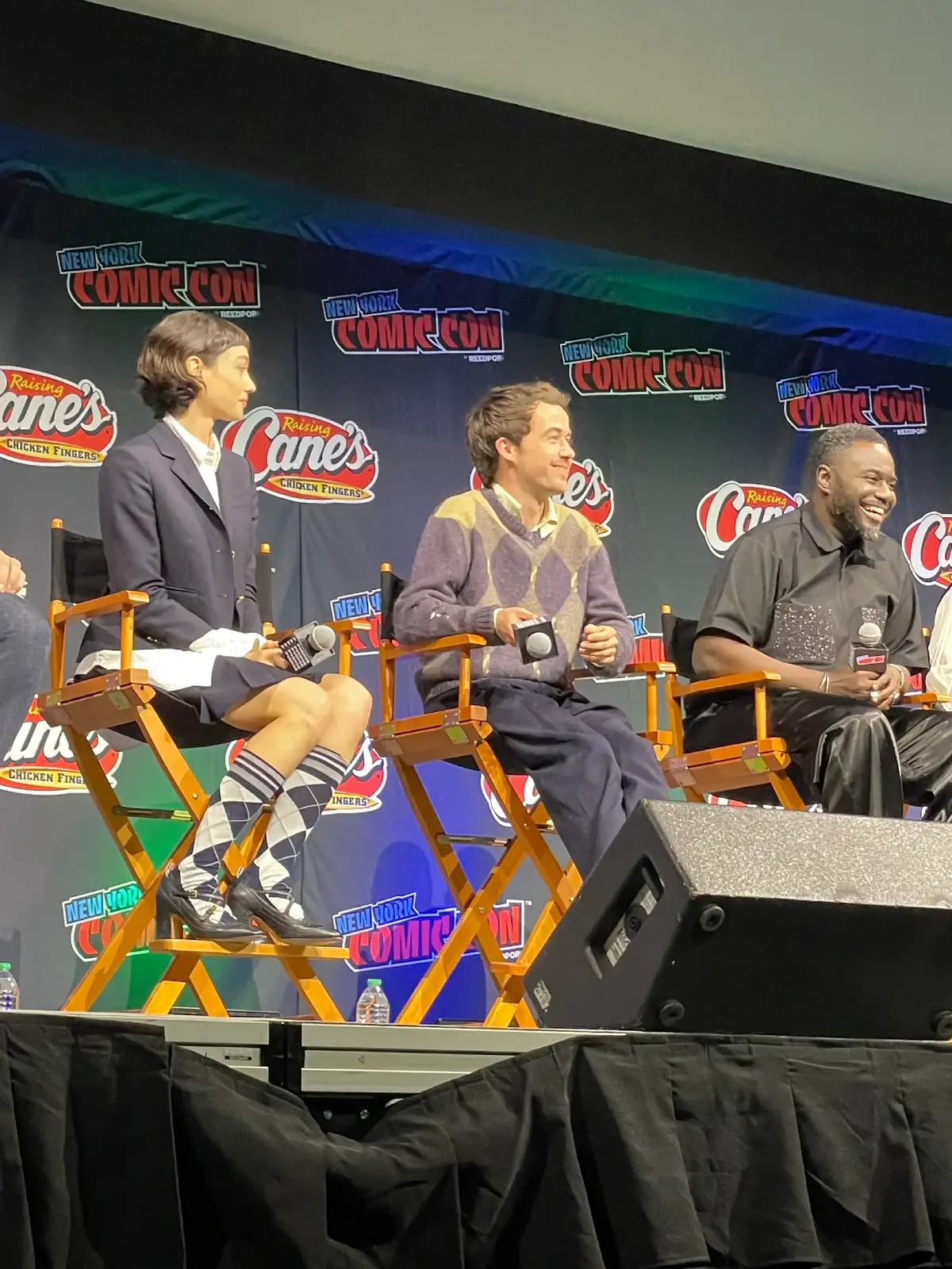 Yesterday, the stars aligned and crash-landed at NYCC! The cast and creators of FX's Alien: Earth took to the Empire Stage to give fans a deep dive into the critically acclaimed sci-fi horror series. Creator Noah Hawley, EP David W. Zucker, and stars Sydney Chandler, Alex Lawther, Babou Ceesay, and Samuel Blenkin were on hand for an incredible panel and screening. 📸 @Su’s Theories  #AlienEarth #NewYorkComicCon #NYCC2025 #NoahHawley #SciFiHorror