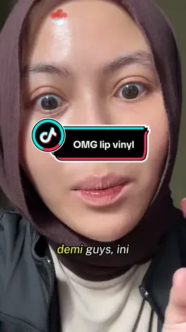 Cobain atau nyesel ? #lipstick #omglipvinyl #omg #fyp 
