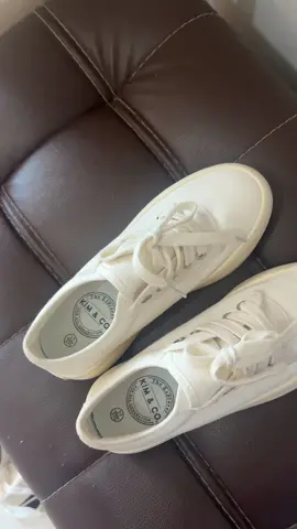 #Kimandcoshoesreview #kimandcoรองเท้ากันน้ำ