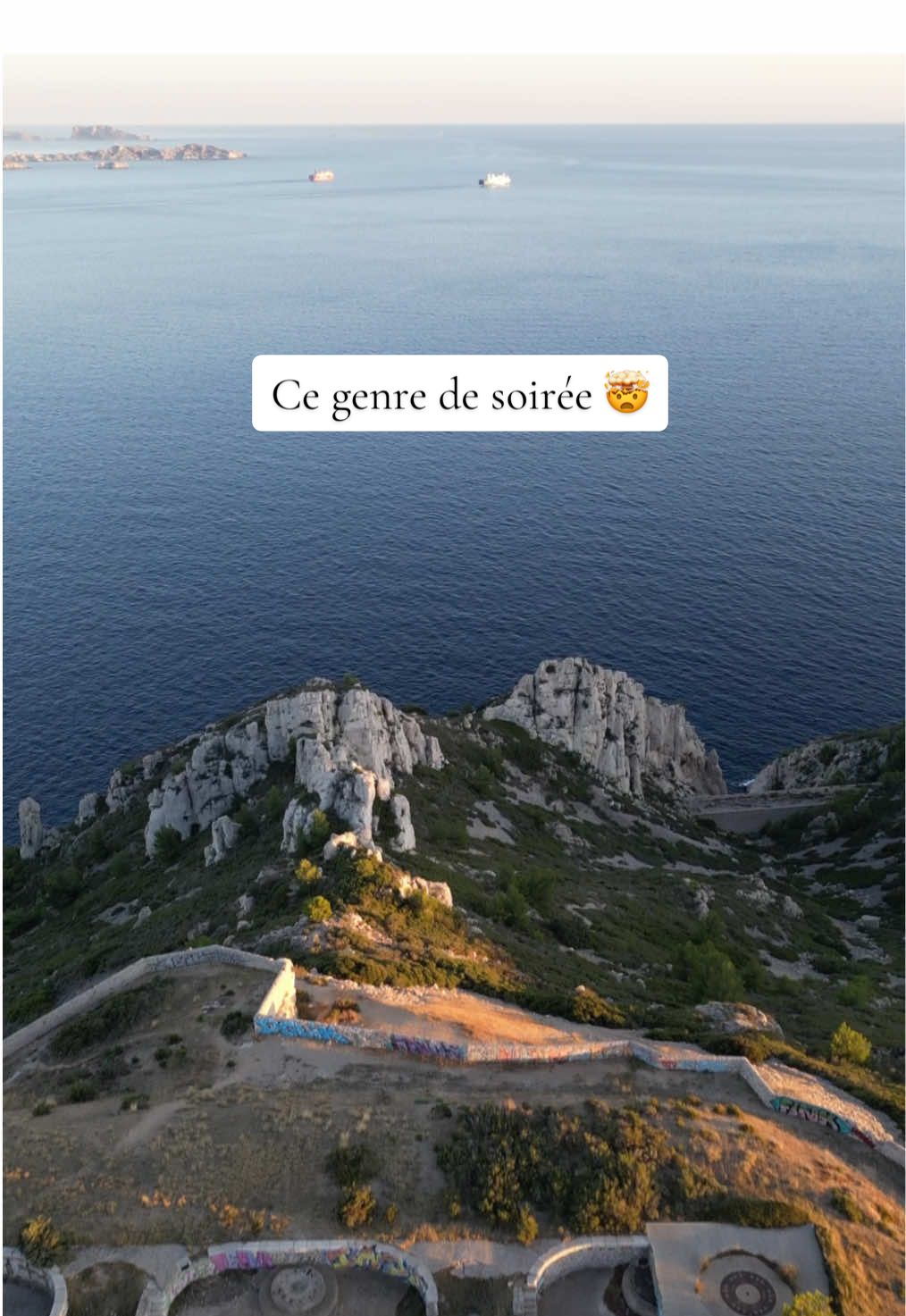 Couché de soleil du vendredi soir 🥰😮‍💨 #marseille #frioul #mer #sunrise #drone 