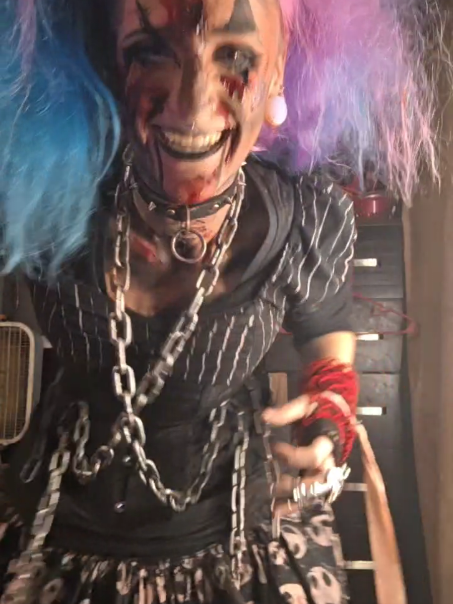 come play with me #haimonsterbunnie #fxmakeup #hauntactor #foryoupage #foryou 