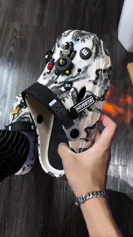 Mỗi bước chân là một giai điệu, mỗi đôi dép là một khúc ca 🎼 #depnamnu #fyp #xuhuong #giaysneaker #revew 