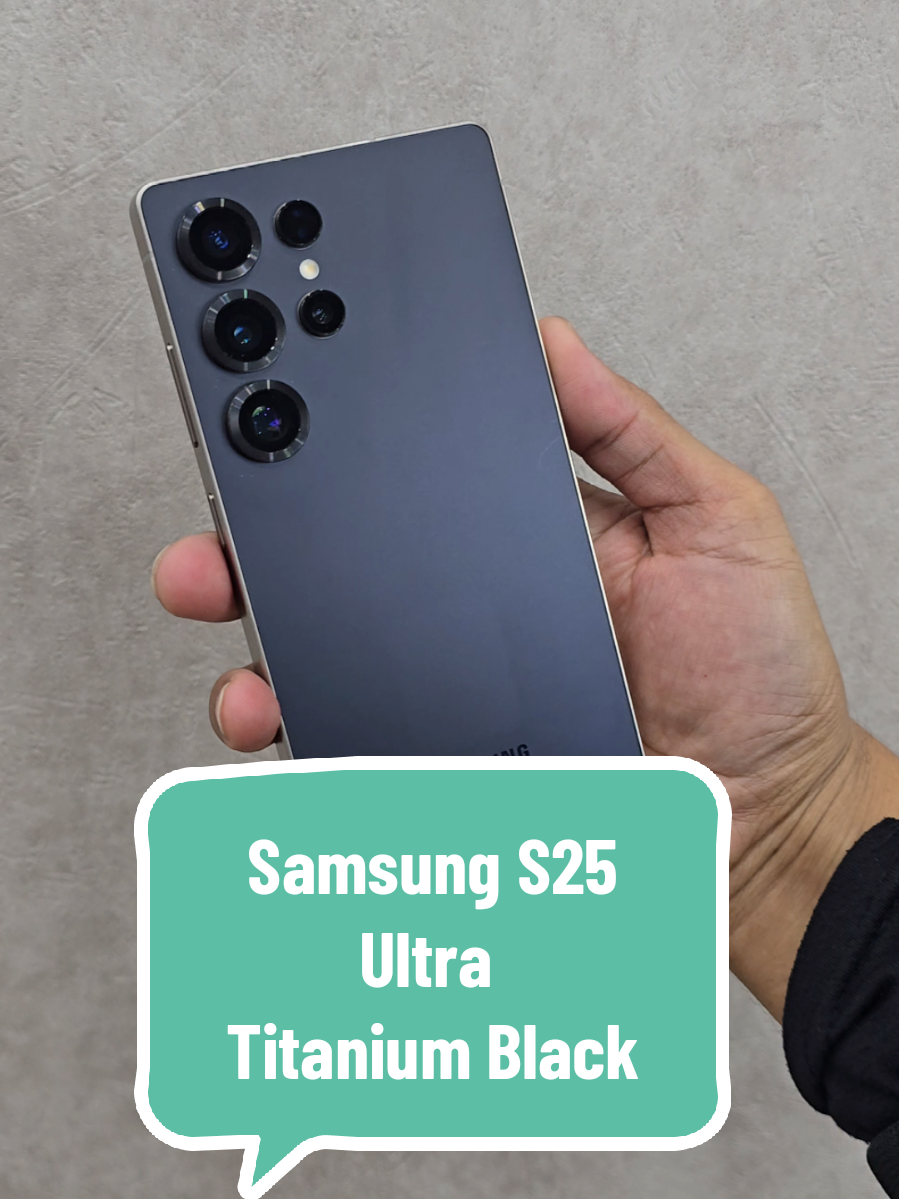 ⚡️🖤 Samsung S25 Ultra 5G – Titanium Black 🖤⚡️ Kelasnya beda! Desain mewah, performa super cepat, kamera ultra detail 📸✨ Warna Titanium Black bikin tampil makin elegan dan berwibawa 😎 Satu kata buat ini: Flagship banget! 💪 📍Order sekarang hubungi Alan – 081285008022 📱 Ready di Samsung Bumilindo Bintaro #TitaniumBlack  #samsunggalaxyy  #alansamsung #samsung  #bintaro 