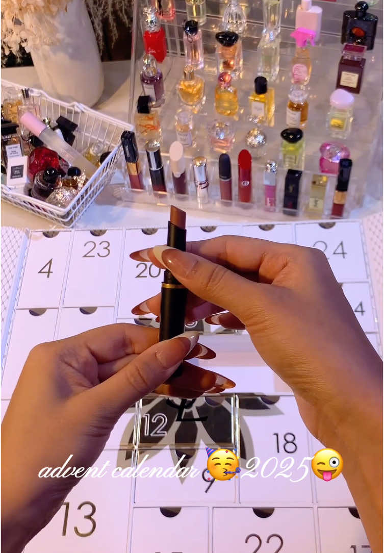 How about popular mini lipstick bundle? To meet all you need and occasion#perfumes #miniperfume #miniperfumes #cosmetics #lipstick #minilipstick 