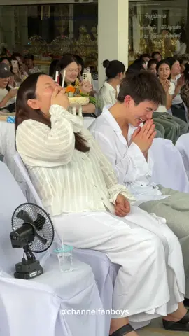ท่านพราหมณ์อวยพรพร้อมคำแปล 108 จบ ที่เหมือนจะจบ แต่ไม่จบ จนหลุดขำพรืดกัน 🤣🤣🤣 @Fourth @Momfourth4  ขอนุญาตทุกคนในคลิปด้วยนะครับ 🙏 #Fourthnattawat #โฟร์ทณัฐวรรธน์