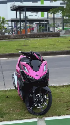 hajimaste watashi wa pink desu ✋😋🩷  #vario160 #variomodifikasi #pink #japan #ring17style 