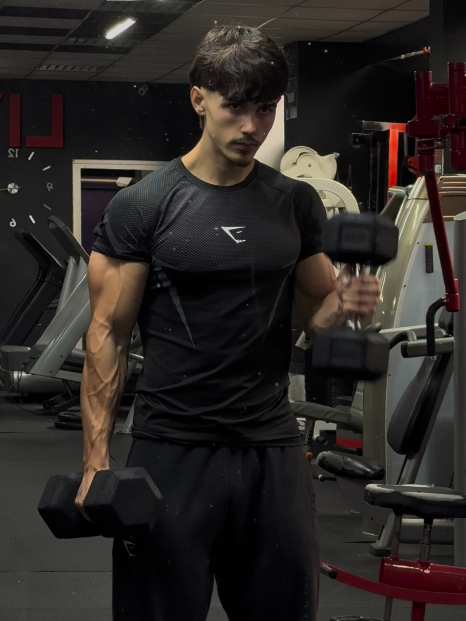 Ruke kao najesteticniji misici? #foryoupage #fyp #balkan 