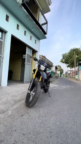 #crf150supermoto  #ajarindongpuh #crfsupermoto 