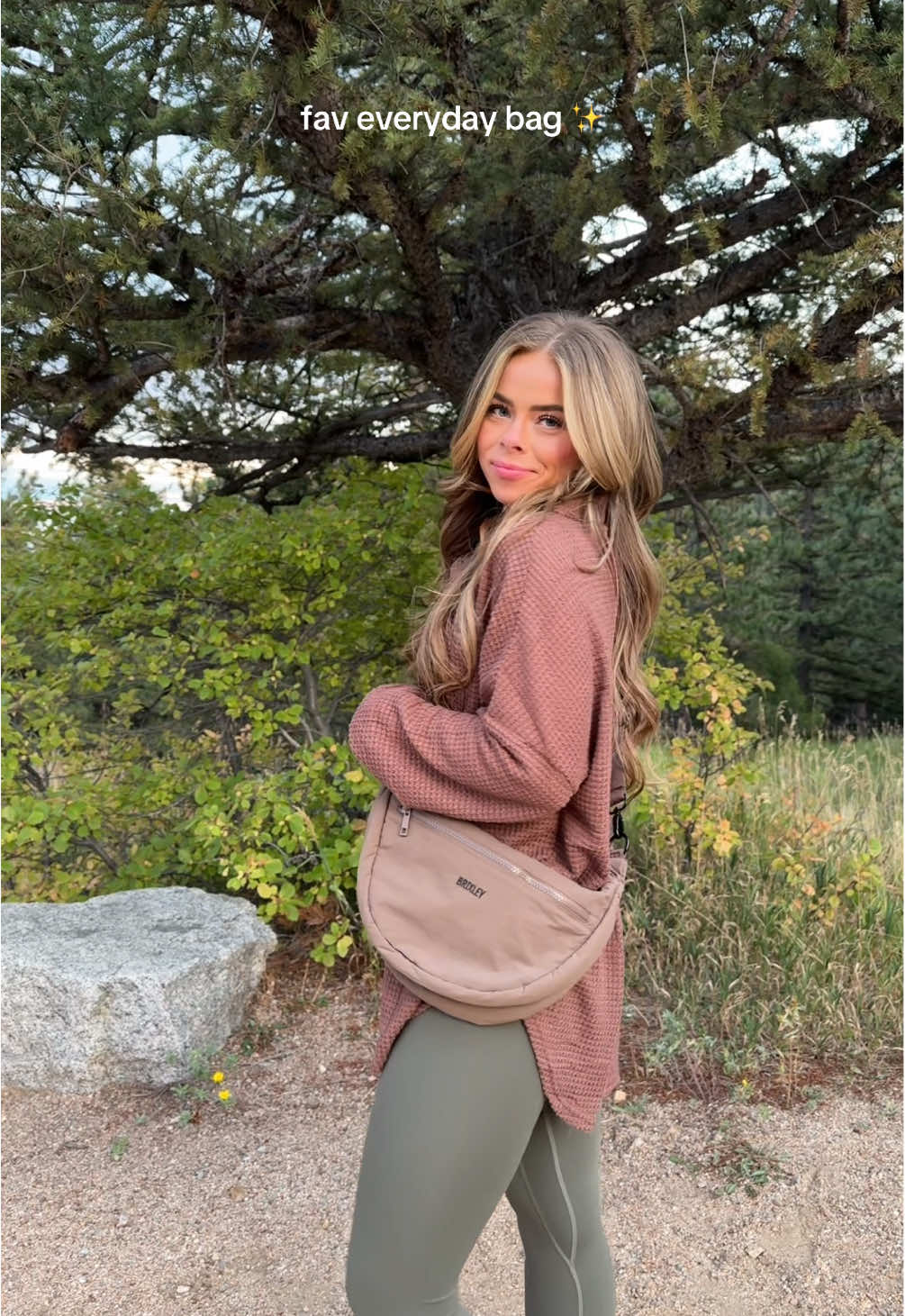 this is my recent favorite everyday bag + fits SO much 👜🤎 #fyp #OOTD #fallfashion #bag #purse  