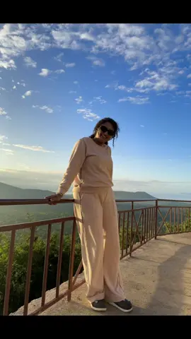 When a random stranger takes amazing photos of you. 🥰Behind the scenes. Photoshoot time. Koba Sweatpants. #fashion #sweatpants #photography #brand #addisababa 