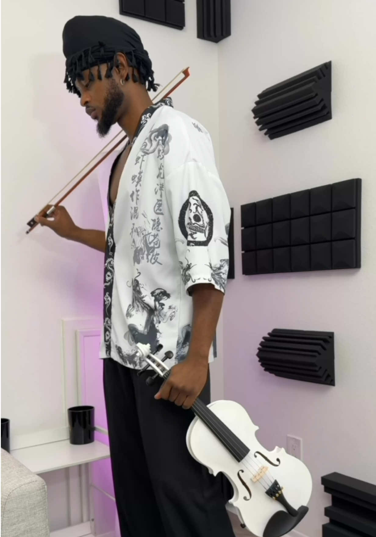 Picked up on impulse, now I can’t put them down. #producerlife  #handpan #violin #afrobeats 