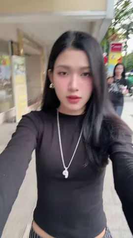 Hơi đau đầu áaa