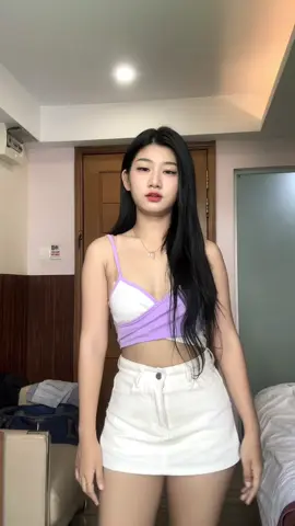 မျက်နှာရှယ်ပြောင်🤣