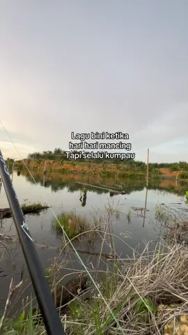 Jangan sampe bini kw tau lagi ini.#pancing_mania #macingmaniamantap #lagumancing #soundviral #fyp 