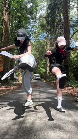 ขาสั้นไปหน่อย🤣 #fyp #fypシ゚ #เดินป่า #ดอยหัวหมู 