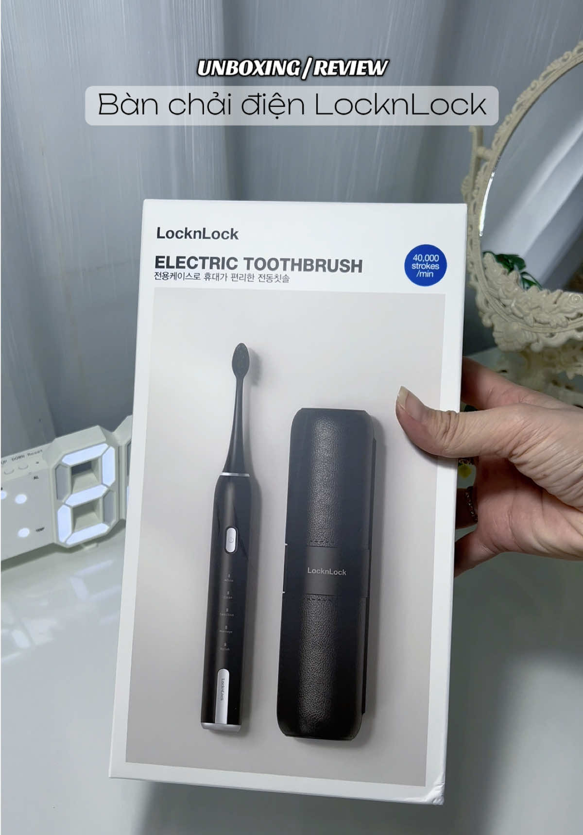 /615/ Bàn chải điện tiện sang trọng tiện lợi #banchaidien #banchaidienlocknlock #locknlock #banchaidien #xuhuong 