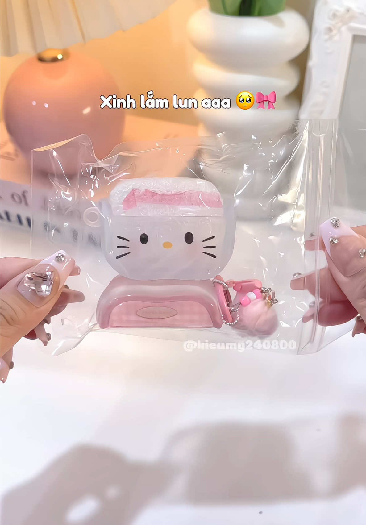 Cái ốp đúng xinh lun mà mua lộn size 😭 #optainghe #casetainghe #caseairpods #xuhuong #fyp 