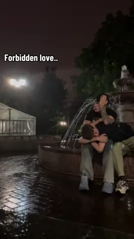 Love each other but can't be together, can only bring memories to sleep, more than ten years, every day that passes is a day of suffering.. #mlm#gay#couple#lgbt#sad