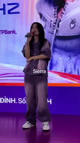 Sẵn sàng là phải dang chân z ha 😆😆#LyHan #emxinhsayhi #xuhuong 