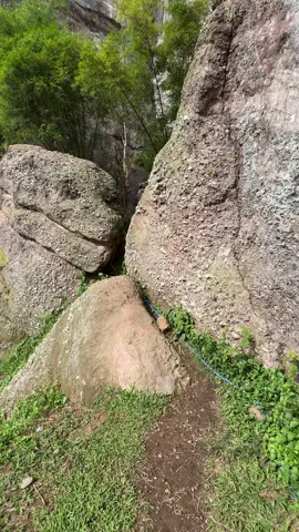 Lembah Harau dahulunya luat Terlihat jelas dari batu bekasan kikisan air #fyp #lembahharau 