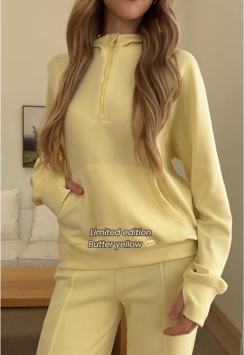 THE BEST COLOR YET IM SCREAMING#Glowmode #streetwear #hoodie  #oversize  #OOTD 
